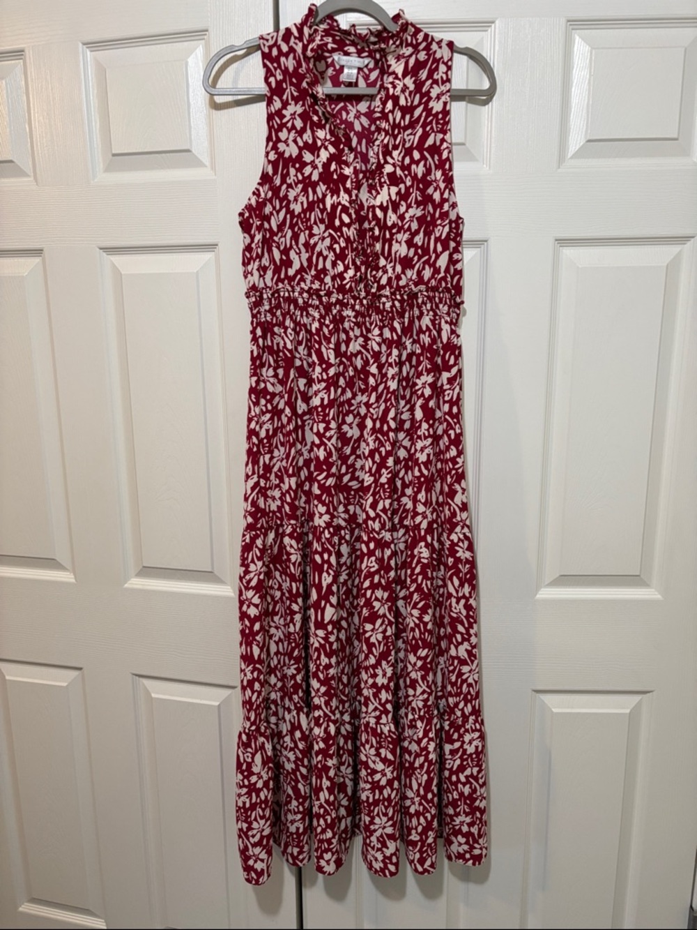 London Times Sleeveless Red and White Printed Maxi Dress